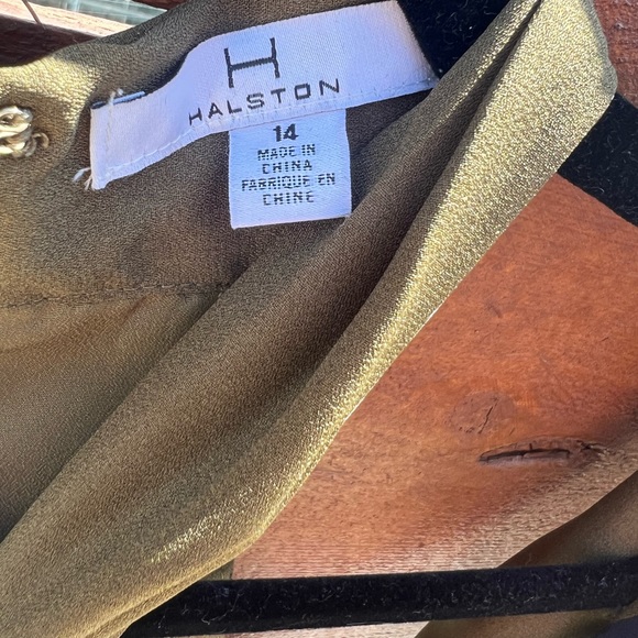 Gorgeous Halston dress! NWT. Size 14. - Picture 14 of 15